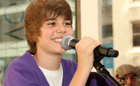 justin bieber fan page